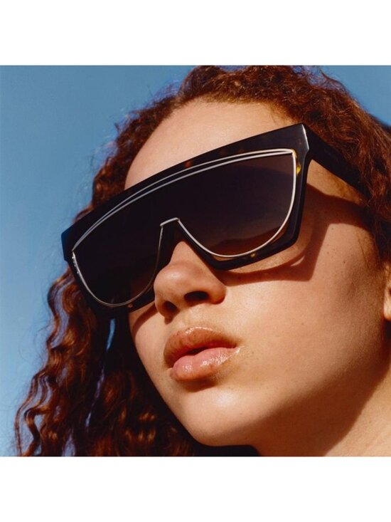 Loewe LW40012F 52F Sunglasses Dark Havana Shield Frame, Gradient Brown Lenses main image 6